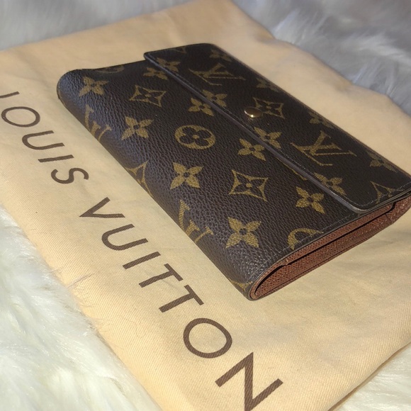 Louis Vuitton Handbags - Authentic Louis Vuitton Porte Tresor Etui Papiers